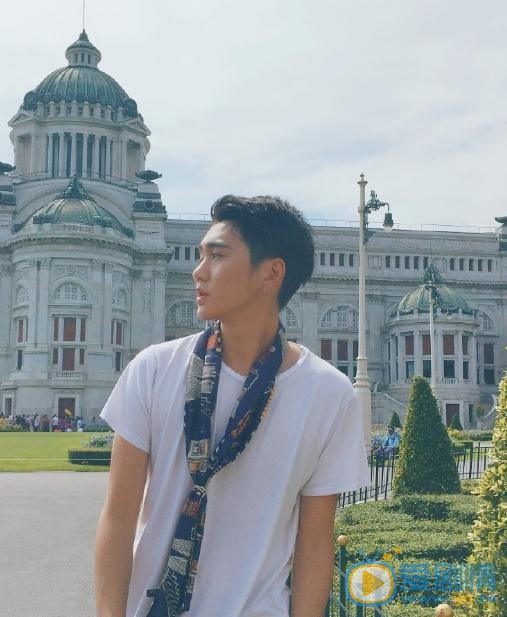 马力街拍写真 马力高清写真_马力高清剧照