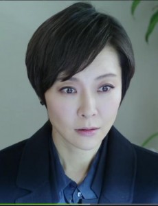 急诊科医生梅律师是好人还是坏人？梅律师在何建一家里藏了什么？