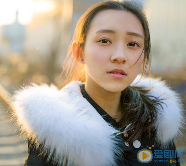 程慕轩街拍写真 程慕轩高清写真_程慕轩高清剧照