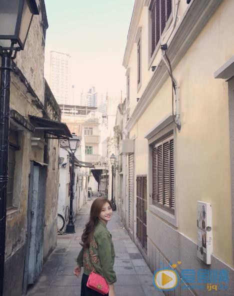 潘蕾亦气质写真 潘蕾亦高清写真_潘蕾亦高清剧照
