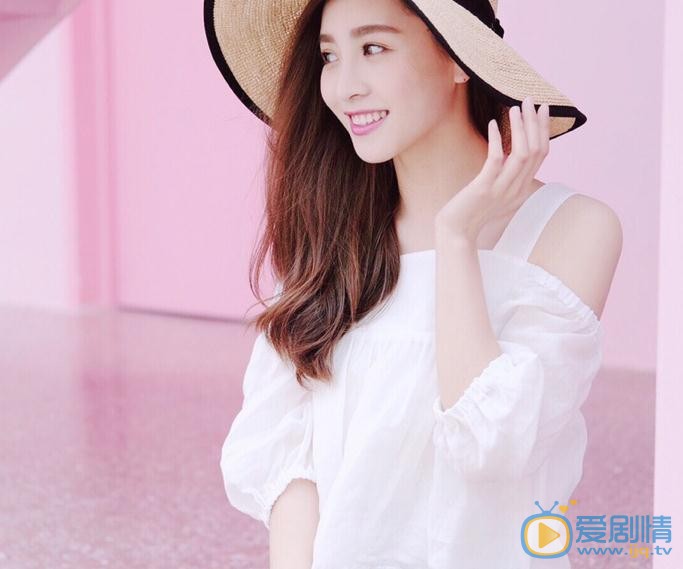 潘蕾亦粉色写真 潘蕾亦高清写真_潘蕾亦高清剧照