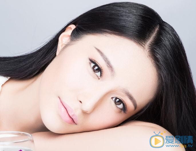 邱箫婵气质写真 邱箫婵高清写真_邱箫婵高清剧照