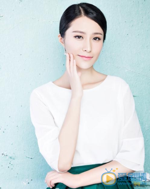 邱箫婵气质写真 邱箫婵高清写真_邱箫婵高清剧照