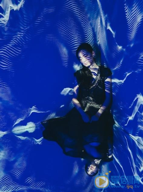 孙伊涵炫彩写真 孙伊涵高清写真_孙伊涵高清剧照