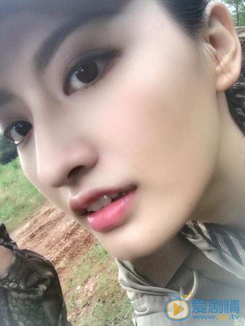 张芷然片场照 张芷然高清写真_张芷然高清剧照