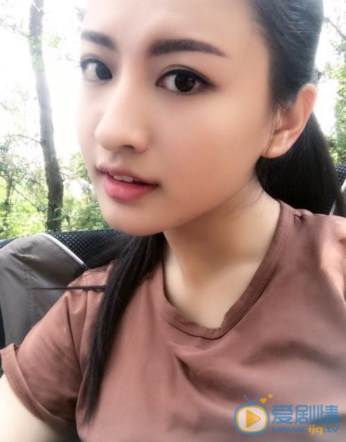 张芷然片场照 张芷然高清写真_张芷然高清剧照