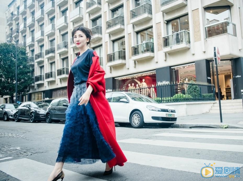 岳丽娜时尚街拍 岳丽娜高清写真_岳丽娜高清剧照