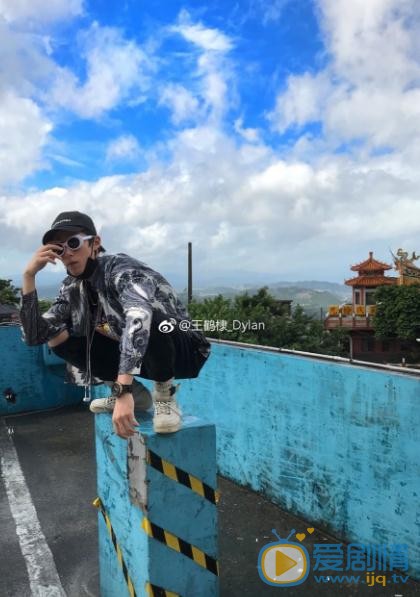 王鹤棣生活照 王鹤棣高清写真_王鹤棣高清剧照