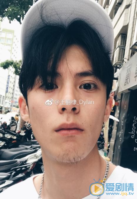 王鹤棣生活照 王鹤棣高清写真_王鹤棣高清剧照