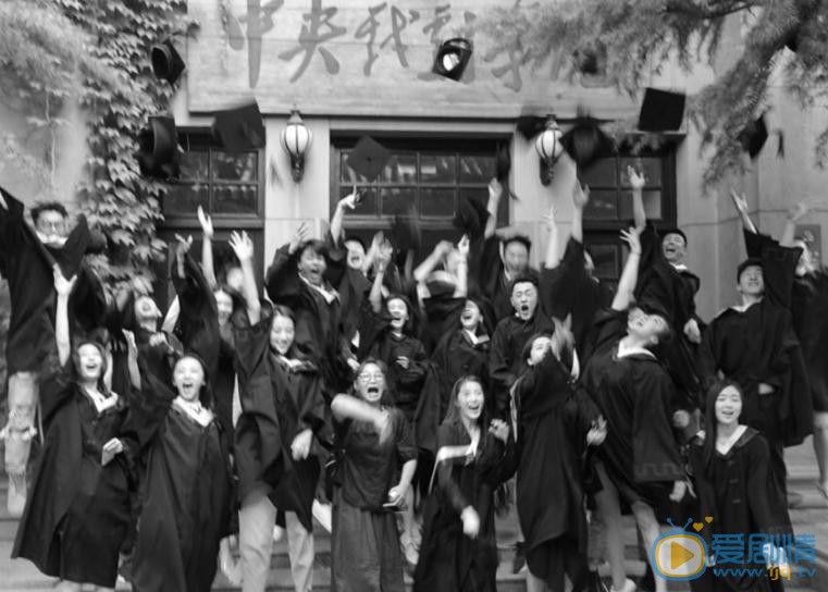 钱冬旎毕业照 钱冬旎高清写真_钱冬旎高清剧照
