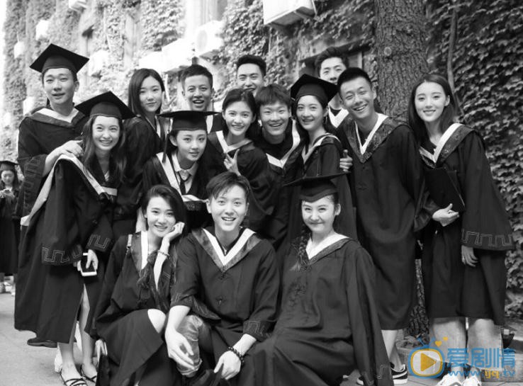 钱冬旎毕业照 钱冬旎高清写真_钱冬旎高清剧照