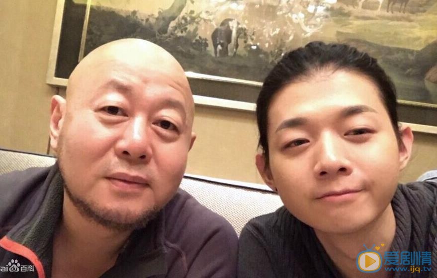 霍尊家人合照 霍尊高清写真_霍尊高清剧照