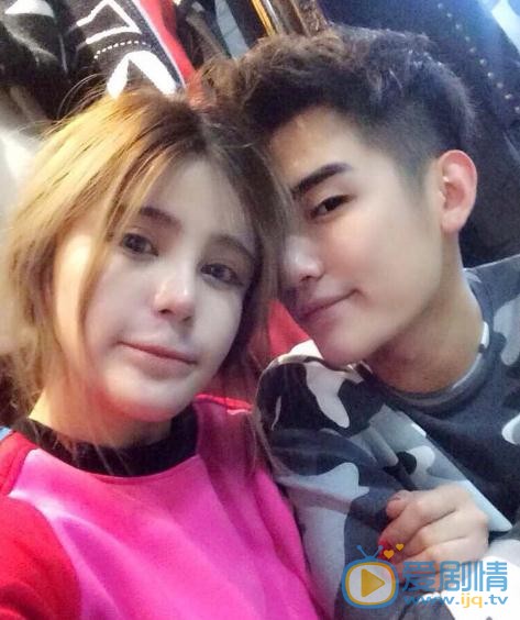 寇振宇与人合照 寇振宇高清写真_寇振宇高清剧照
