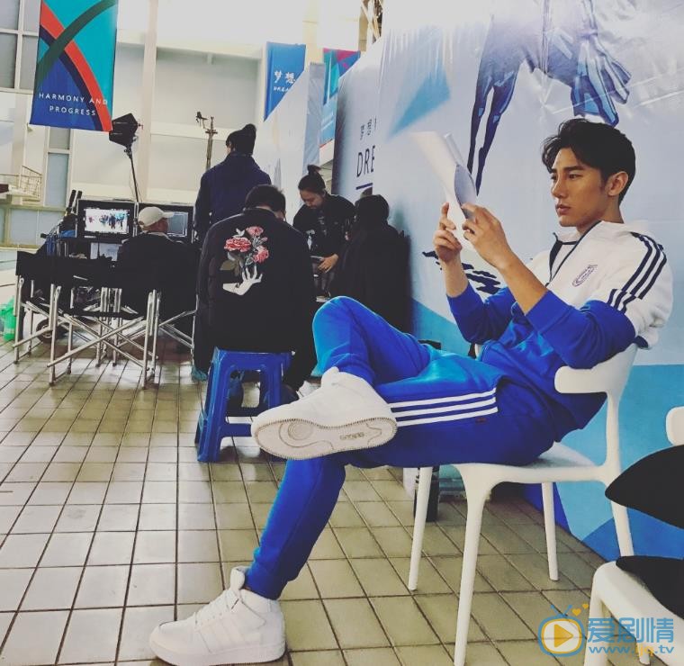 丁一生活照 丁一高清写真_丁一高清剧照
