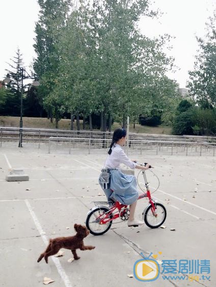 纪姿含生活照 纪姿含高清写真_纪姿含高清剧照