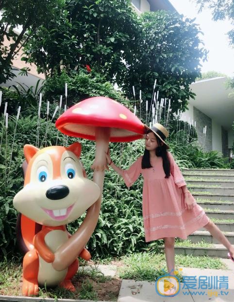 纪姿含生活照 纪姿含高清写真_纪姿含高清剧照