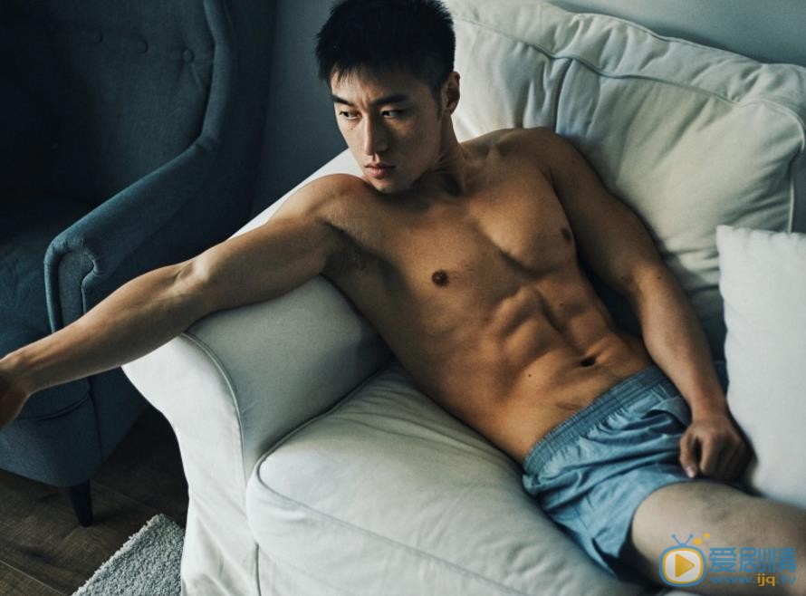 袁福福肌肉大片 袁福福高清写真_袁福福高清剧照