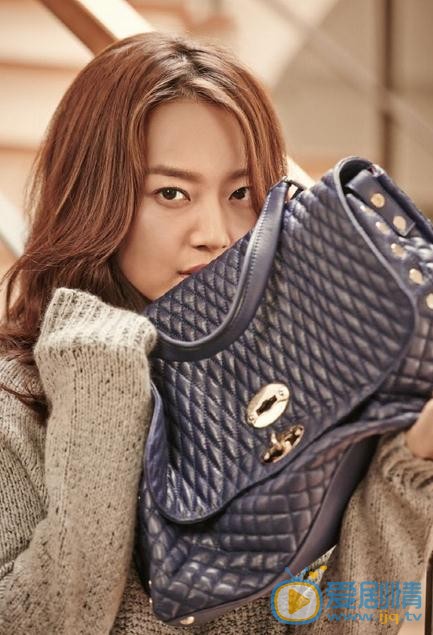 申敏儿时尚杂志 申敏儿高清写真_申敏儿高清剧照