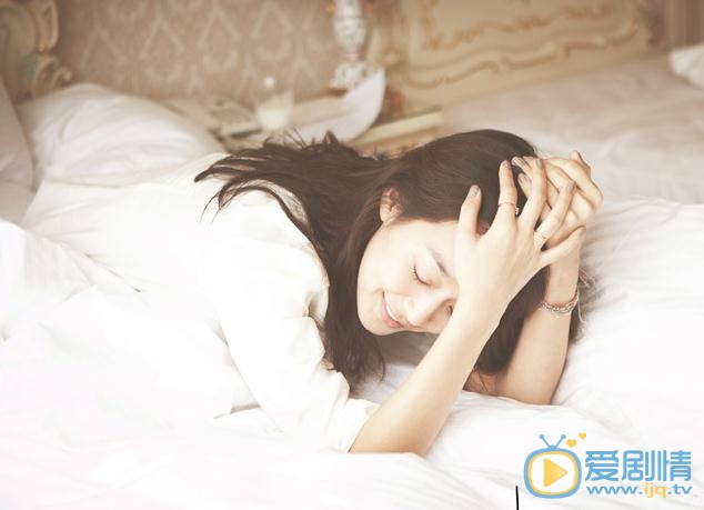 申敏儿时尚杂志 申敏儿高清写真_申敏儿高清剧照