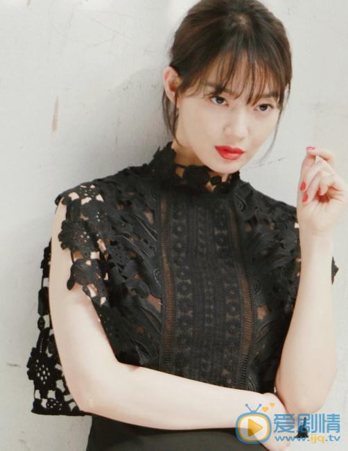 申敏儿时尚杂志 申敏儿高清写真_申敏儿高清剧照