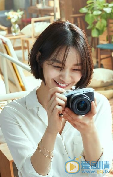 申敏儿相机代言 申敏儿高清写真_申敏儿高清剧照