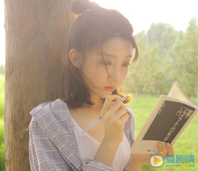 刘李优优街拍写真 刘李优优高清写真_刘李优优高清剧照