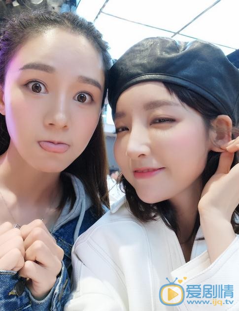 刘李优优与人合照 刘李优优高清写真_刘李优优高清剧照