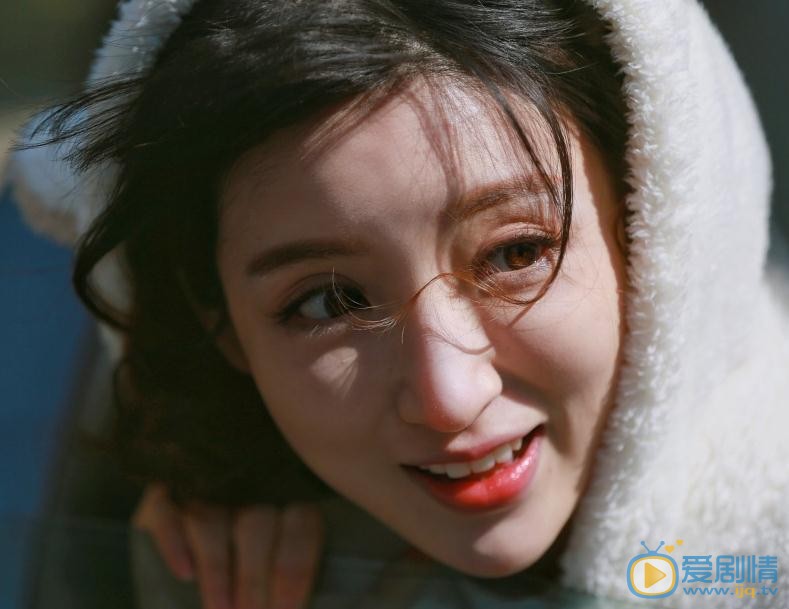 刘李优优街拍写真 刘李优优高清写真_刘李优优高清剧照