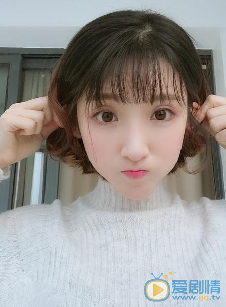 刘李优优可爱卖萌照 刘李优优高清写真_刘李优优高清剧照