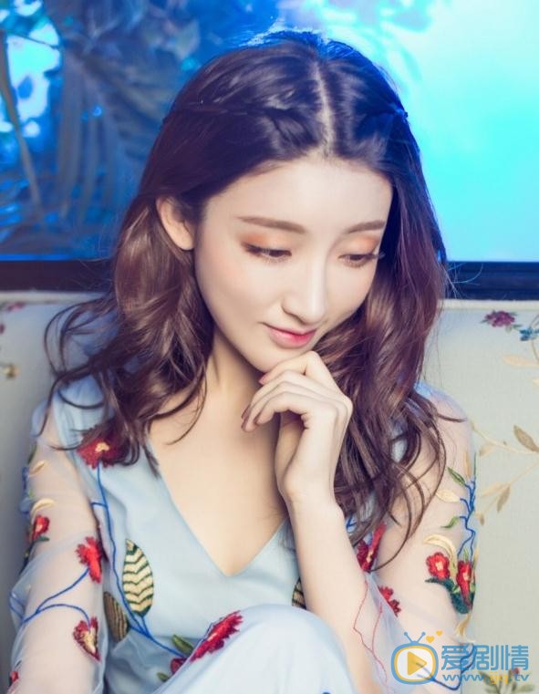刘李优优美如画写真 刘李优优高清写真_刘李优优高清剧照