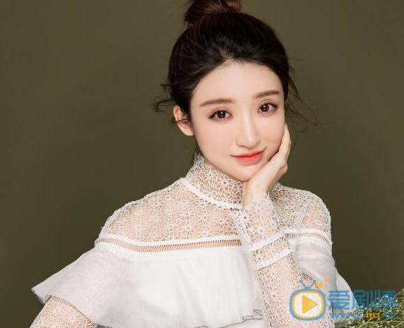 刘李优优气质写真 刘李优优高清写真_刘李优优高清剧照