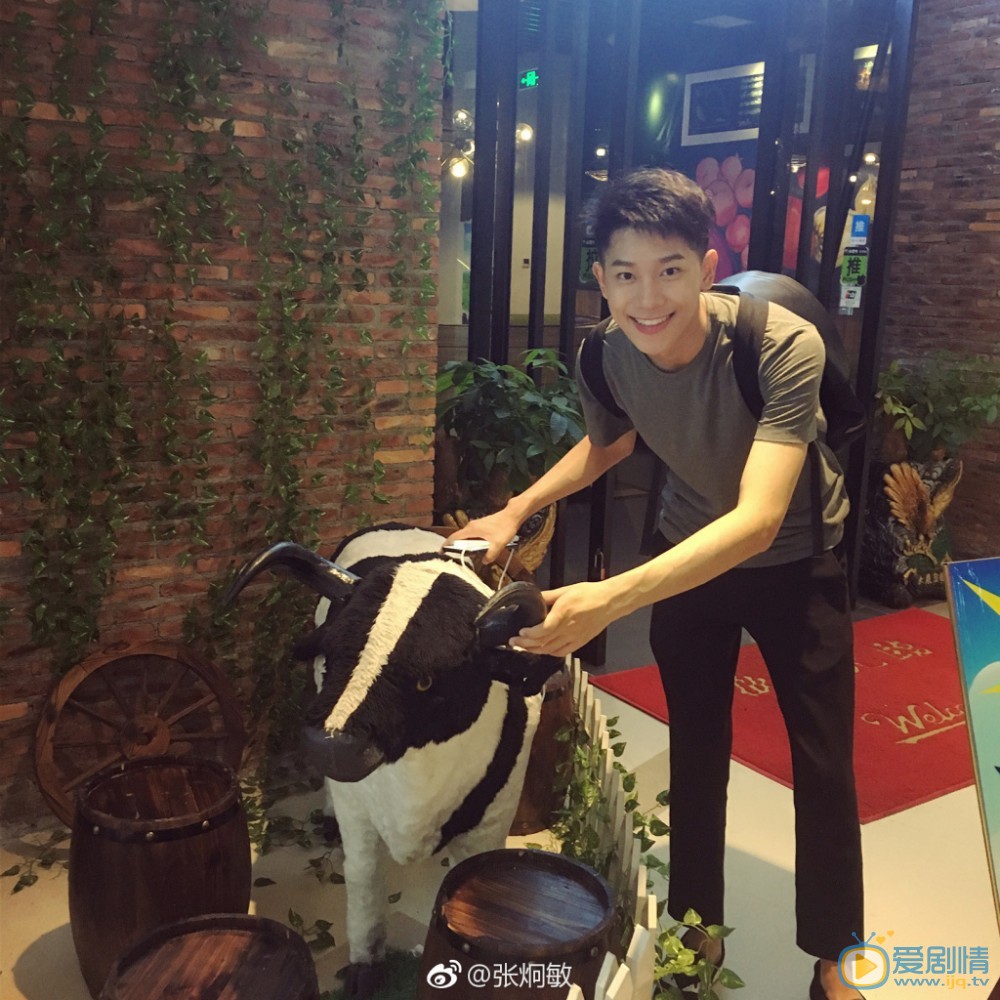 张炯敏帅气写真 张炯敏高清写真_张炯敏高清剧照