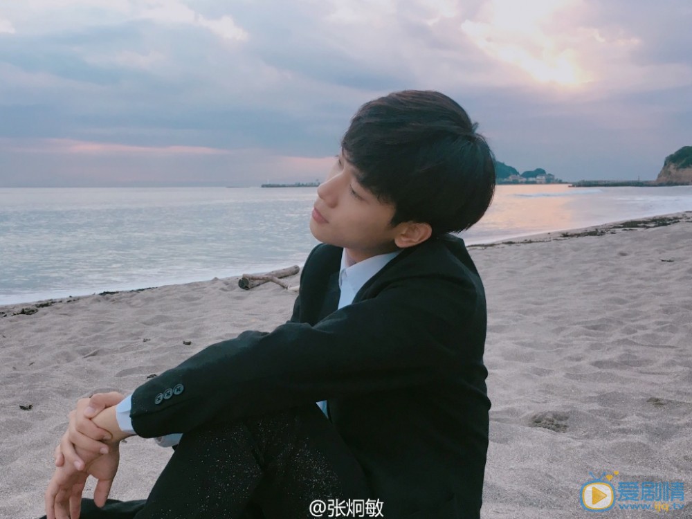 张炯敏街拍写真 张炯敏高清写真_张炯敏高清剧照