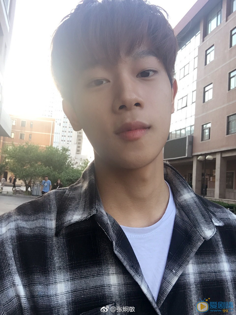 张炯敏街拍写真 张炯敏高清写真_张炯敏高清剧照