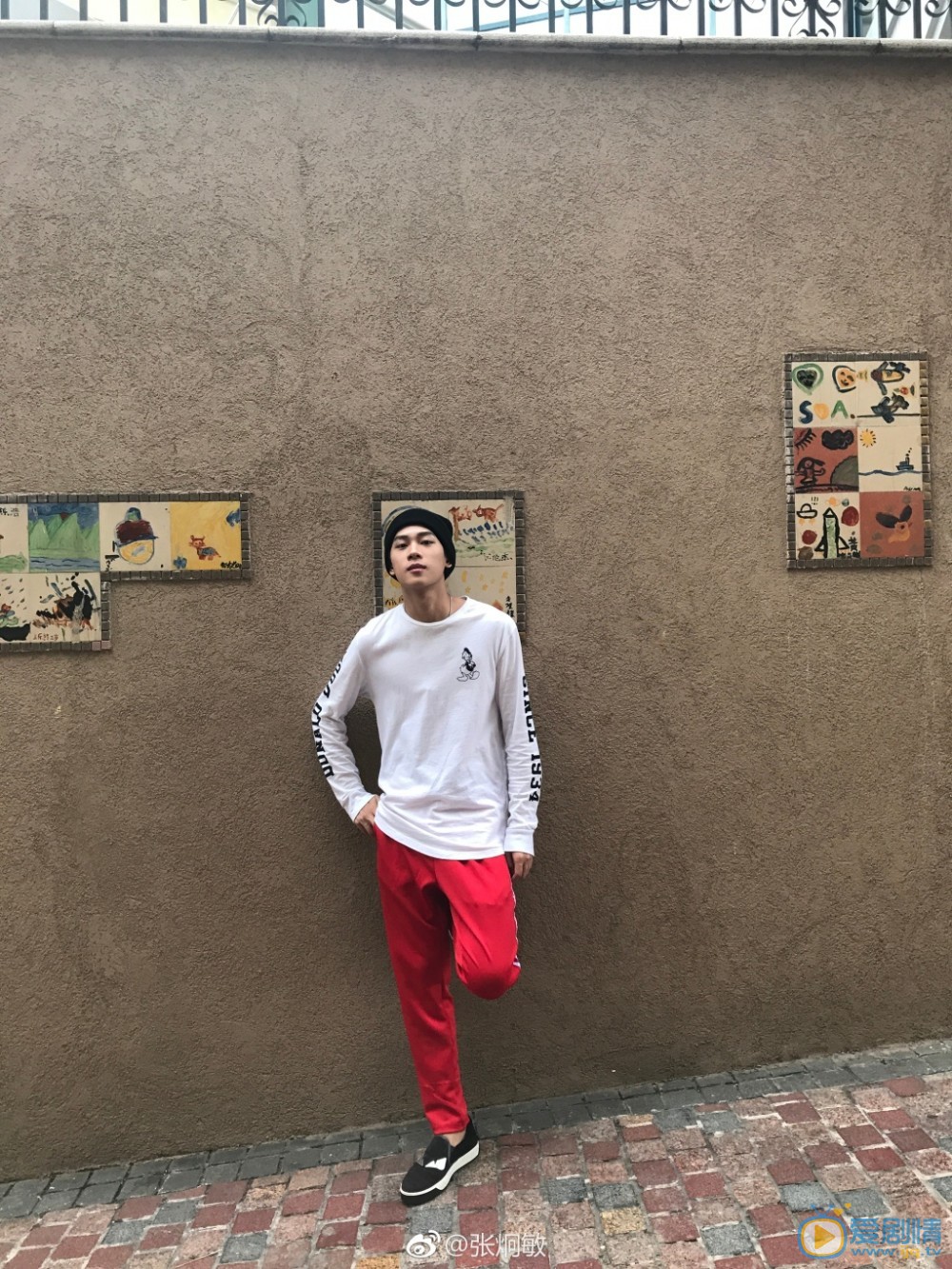张炯敏参加活动写真 张炯敏高清写真_张炯敏高清剧照