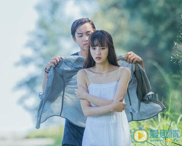 严禹豪《泡沫之夏》剧照 严禹豪高清写真_严禹豪高清剧照
