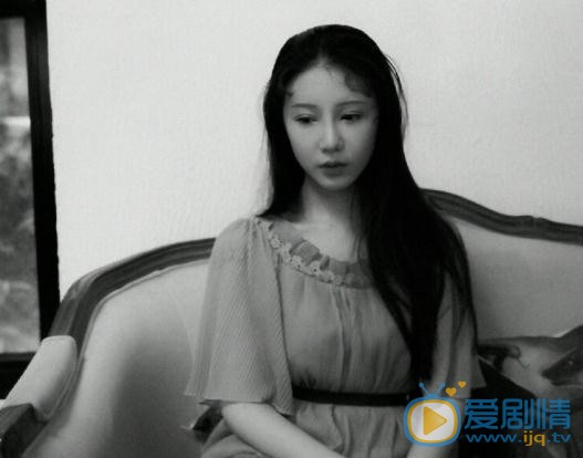 王宇凝黑白写真 王宇凝高清写真_王宇凝高清剧照