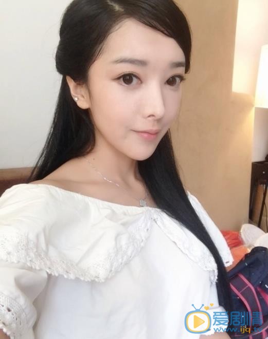 张蓝艺生活照 张蓝艺高清写真_张蓝艺高清剧照