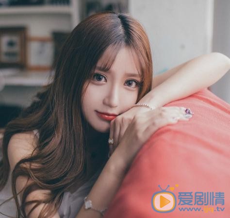 艾西白色写真 艾西高清写真_艾西高清剧照