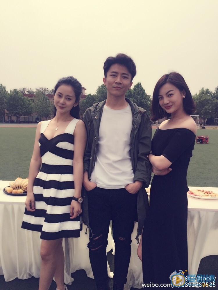 李冠明朋友合照 李冠明高清写真_李冠明高清剧照