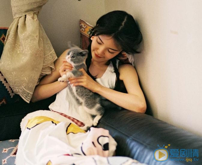 朱丹妮宠物写真 朱丹妮高清写真_朱丹妮高清剧照