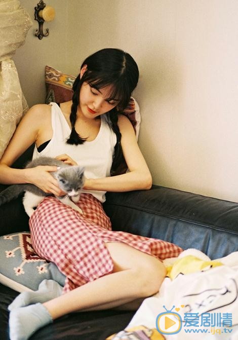朱丹妮宠物写真 朱丹妮高清写真_朱丹妮高清剧照