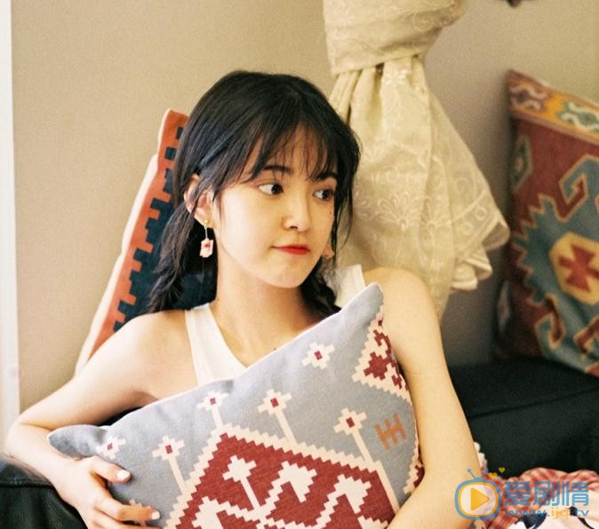朱丹妮宠物写真 朱丹妮高清写真_朱丹妮高清剧照