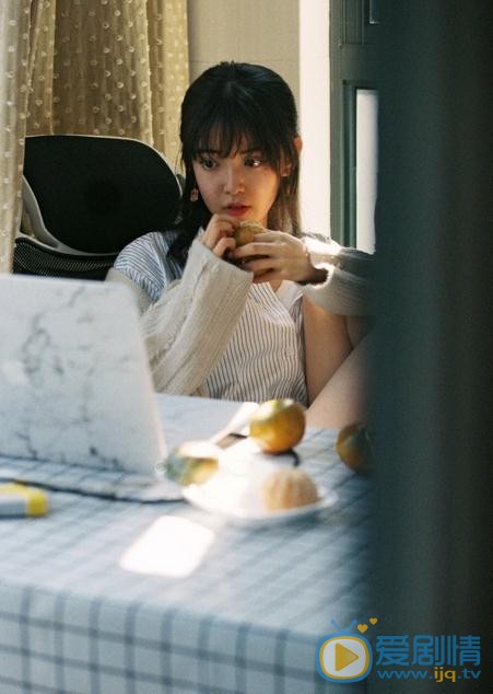 朱丹妮水果写真 朱丹妮高清写真_朱丹妮高清剧照