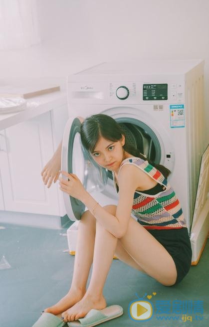 朱丹妮夏日写真 朱丹妮高清写真_朱丹妮高清剧照