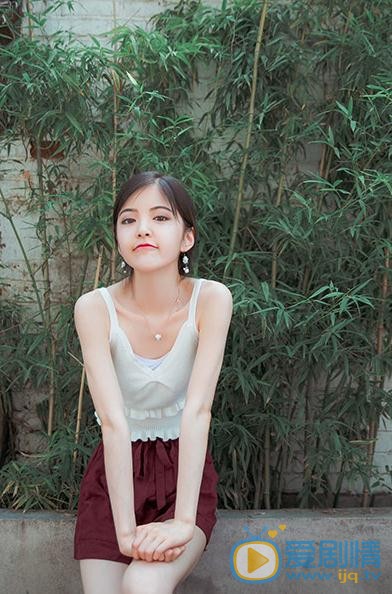 朱丹妮夏日写真 朱丹妮高清写真_朱丹妮高清剧照