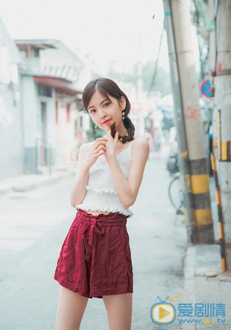 朱丹妮夏日写真 朱丹妮高清写真_朱丹妮高清剧照
