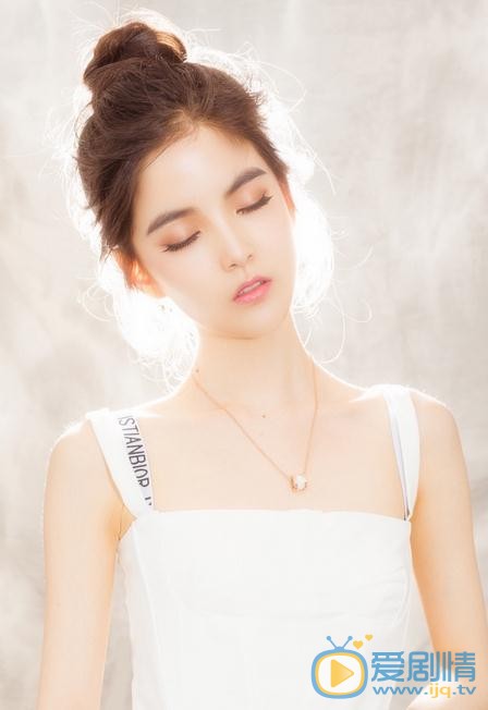 朱丹妮白色写真 朱丹妮高清写真_朱丹妮高清剧照
