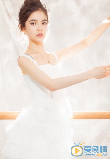 朱丹妮白色写真 朱丹妮高清写真_朱丹妮高清剧照