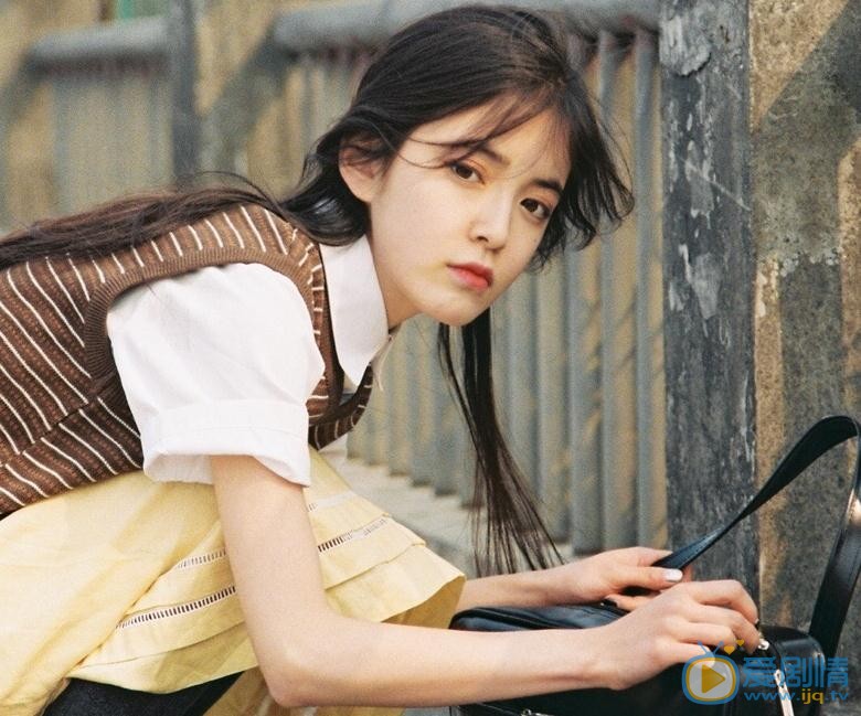 朱丹妮制服写真 朱丹妮高清写真_朱丹妮高清剧照